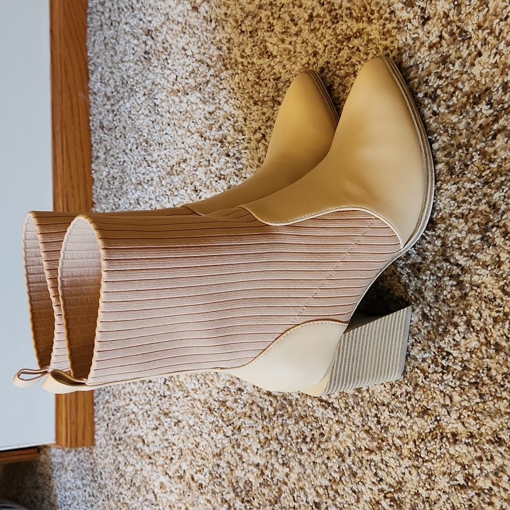 Amazon - Picture 3 of 5